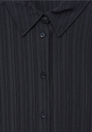 Cecil - Mörkblå creppad skjortklänning