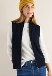 Cecil - Mörkblå stickad väst med dragkedja