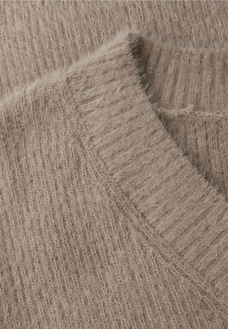 Street One - Beige V-ringad fjädergarnströja