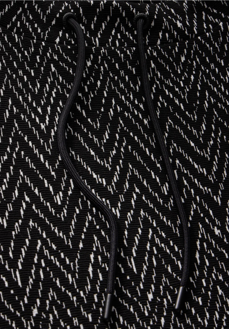 Cecil - Svartvit klänning i jacquard