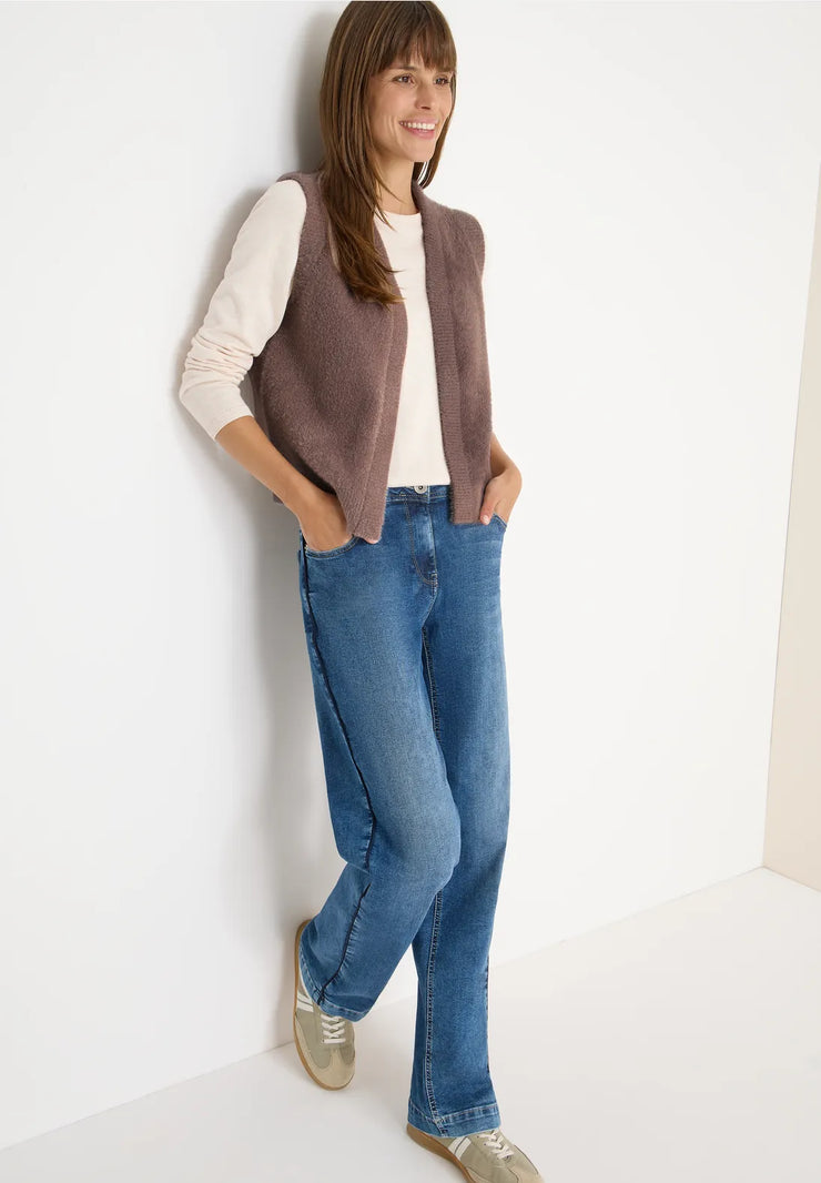 Cecil - Brun väst i fjädergarn