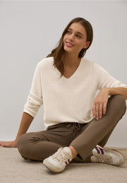 Cecil - Beige v-ringad stickad tröja
