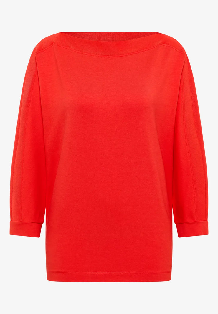 Cecil - Röd topp med fladdermusärm