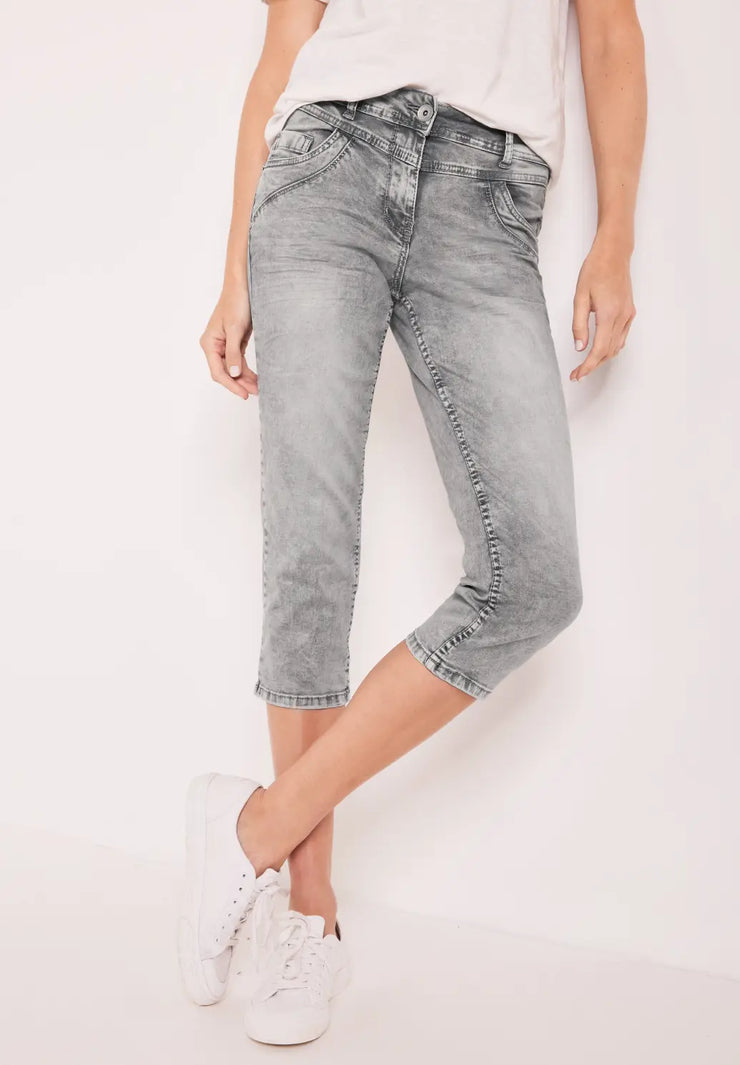 – Cecil grå - fit i stretch långa 3/4 Scarlett washed loose jeans grey