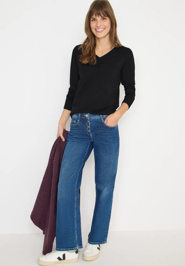 Cecil - Svart V-ringad topp med rynk