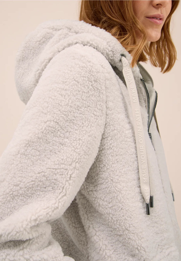 Cecil - Off white teddykappa med huva