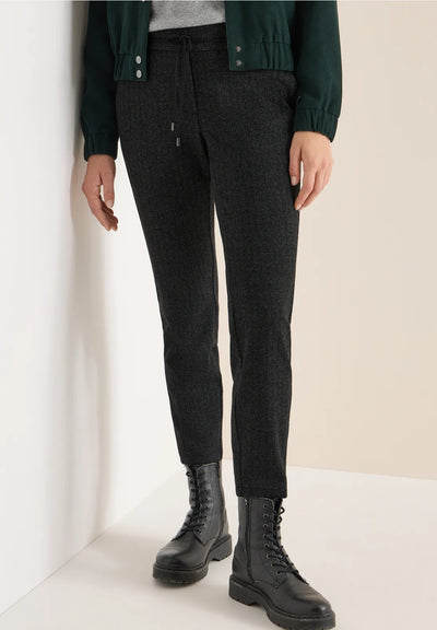 Cecil - Tracey svart fiskbensmönstrad byxa