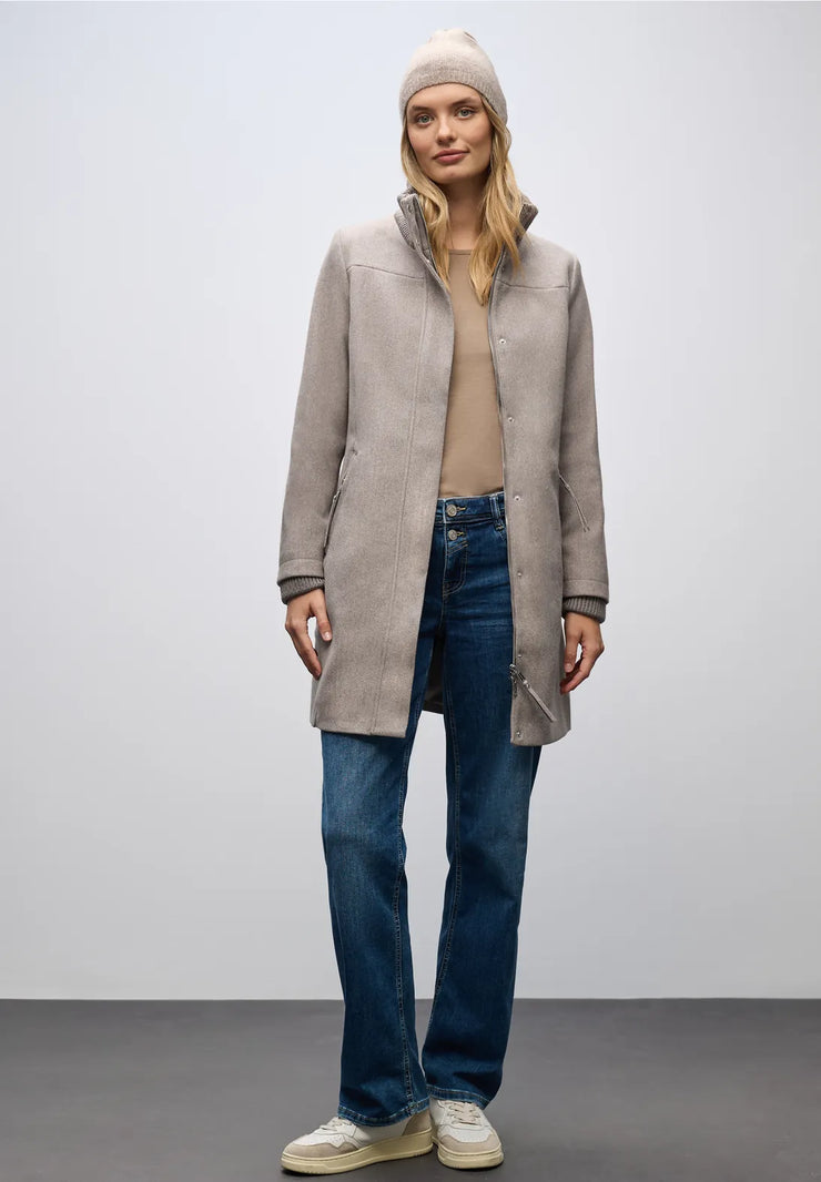 Street One - Beige kappa med hög krage