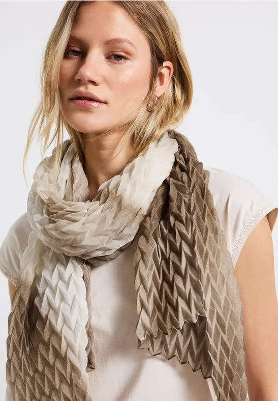 Street One - Beige plisserad sjal