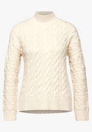 Street One - Cremevit kabelstickad polotröja