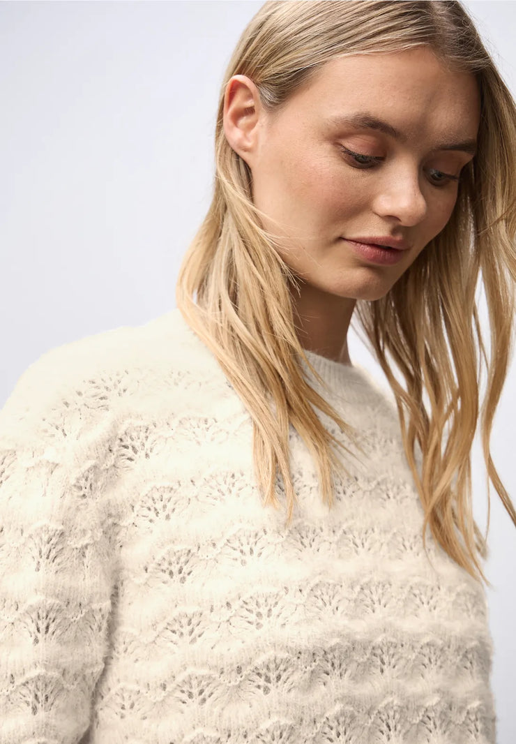 Street One - Crèmevit mönstrad fjädergarnströja