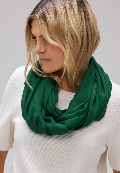 Street One - Grön tubscarf i viskos