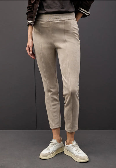 Street One - Hope beige byxa i mocka-look