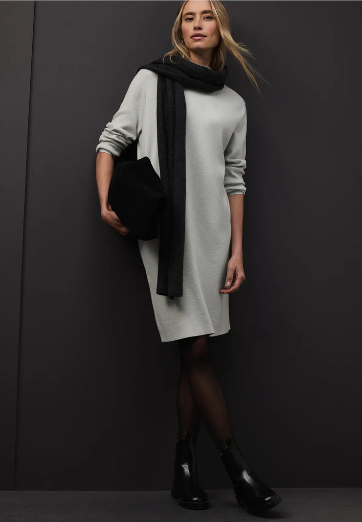 Street One - Grå stickad klänning