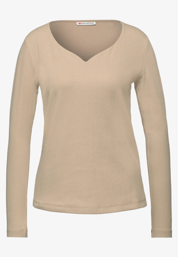 Street One - Beige hjärtringad ribbad topp